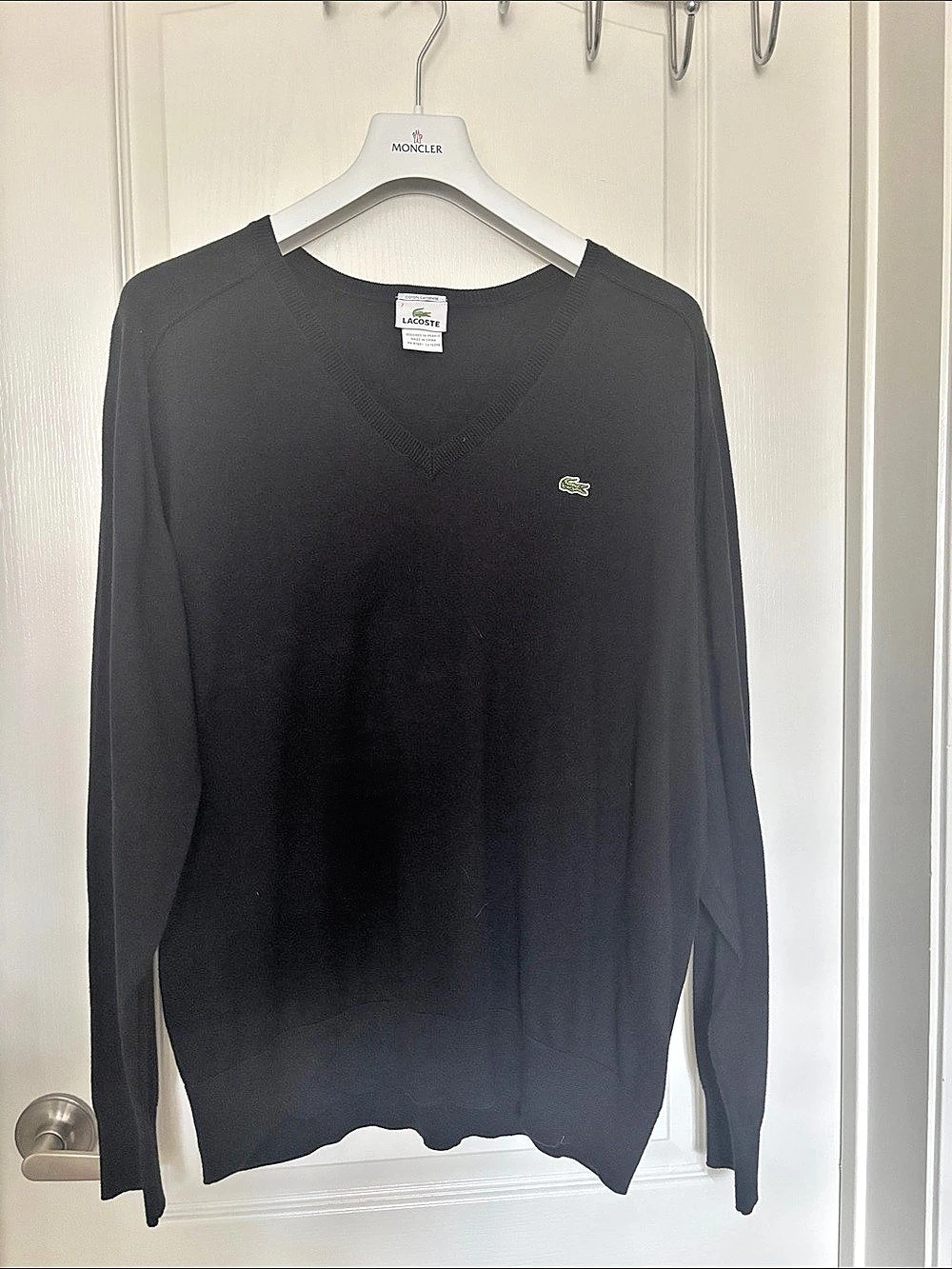 Lacoste V-Neck Cotton Sweater Long Sleeve Shirt in Black Like New
